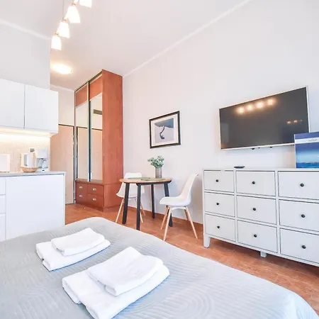 Korona Piastow - Apartamenty Na Wyspie - Parking - Taras Swinemünde Exterior foto