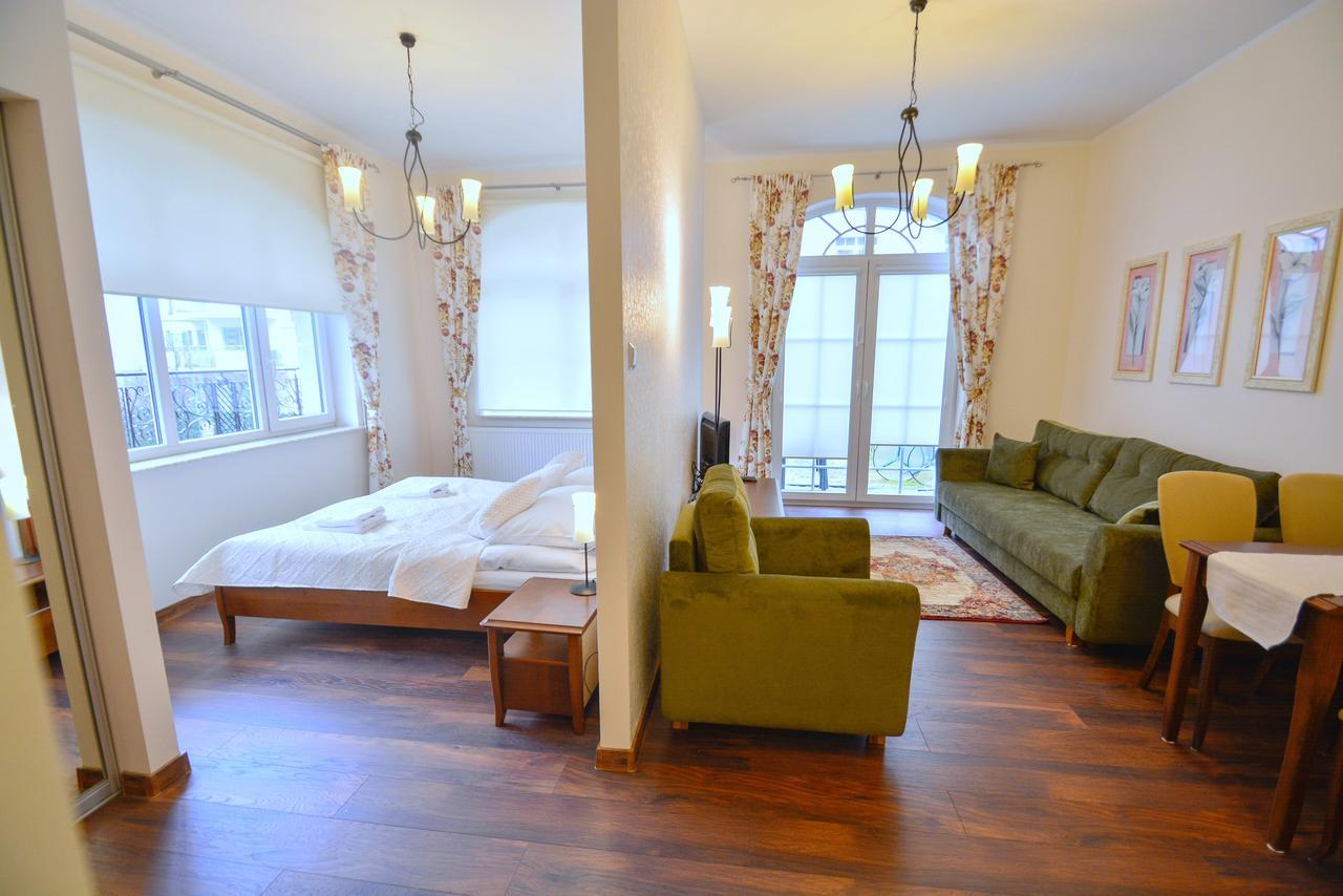 Korona Piastów - Na Wyspie - Parking Apartament